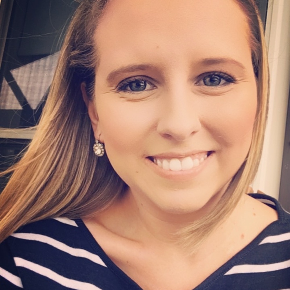 Meet your Posher, Alyssa